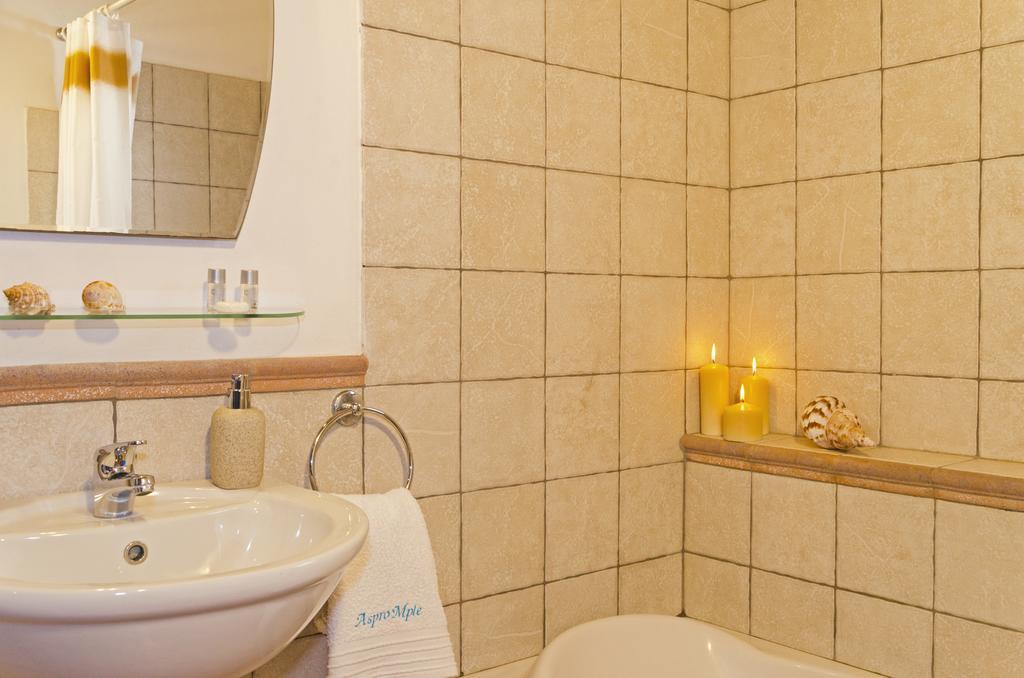 Ferienwohnung Aspro Mple Astypálaia Zimmer foto